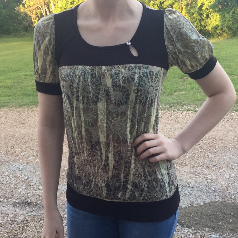 Brown T-shirt